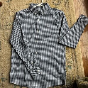 Boys XL vineyard Vines performance navy and White Checkered Shirt
